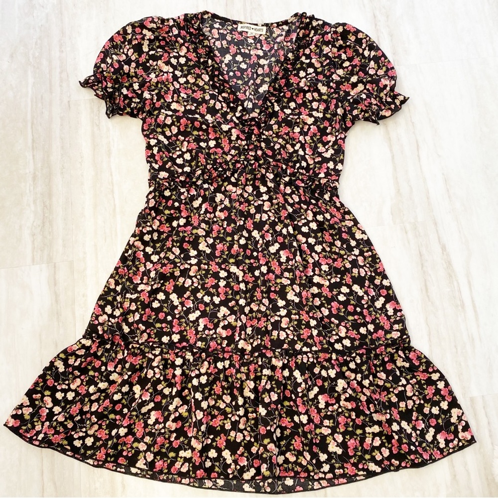 Inspired Hearts Ruffled Floral Ditsy Dress Size M